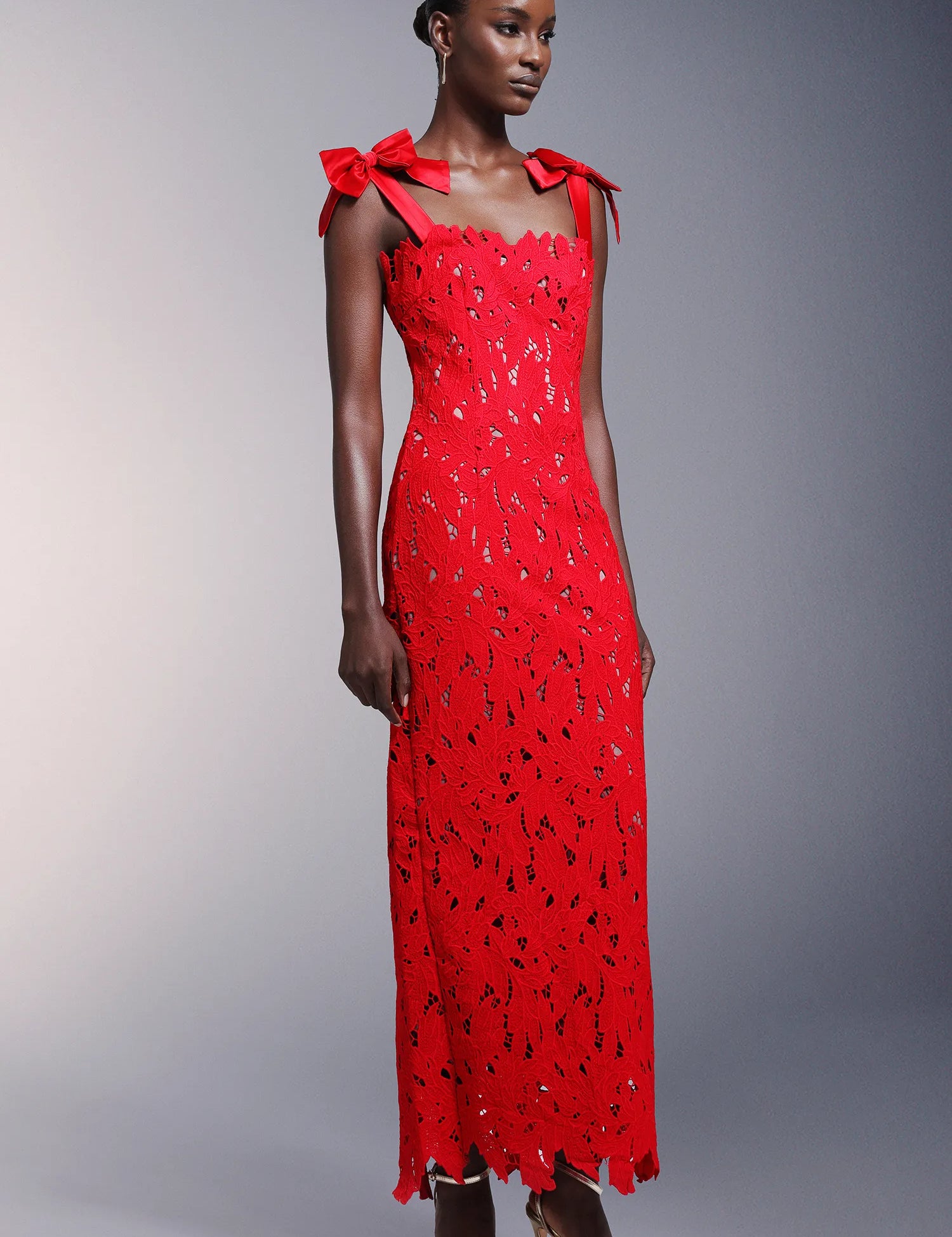 LACE GOWN WITH BOW STRAPS