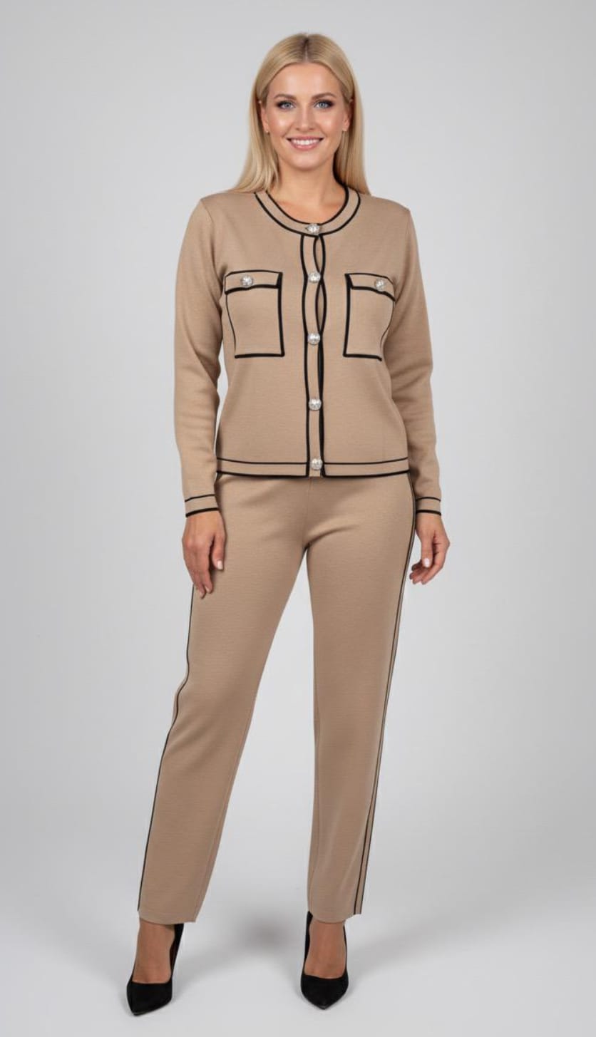 Urban PoSetise Two-Piece
