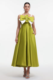 Elegance Bow Gown